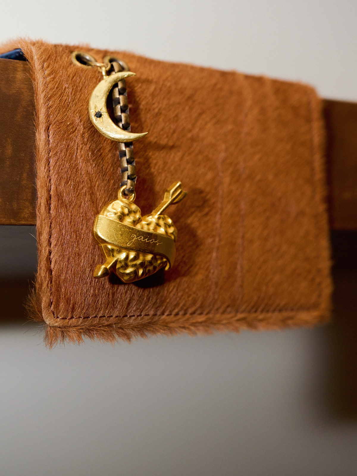 KARMEN PASAPORT KILIFI