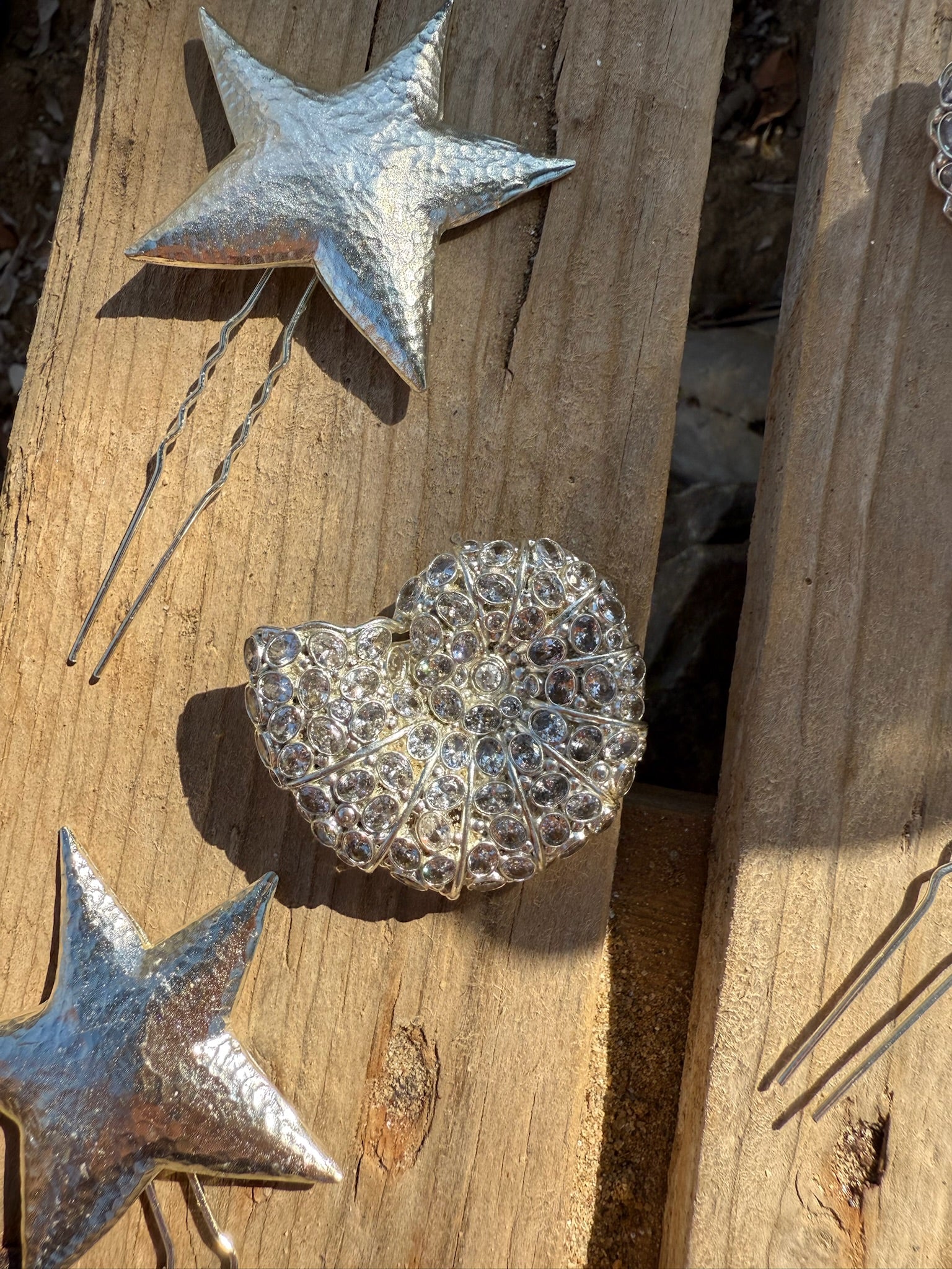 CRYSTAL SWIRL KLIPS TOKA