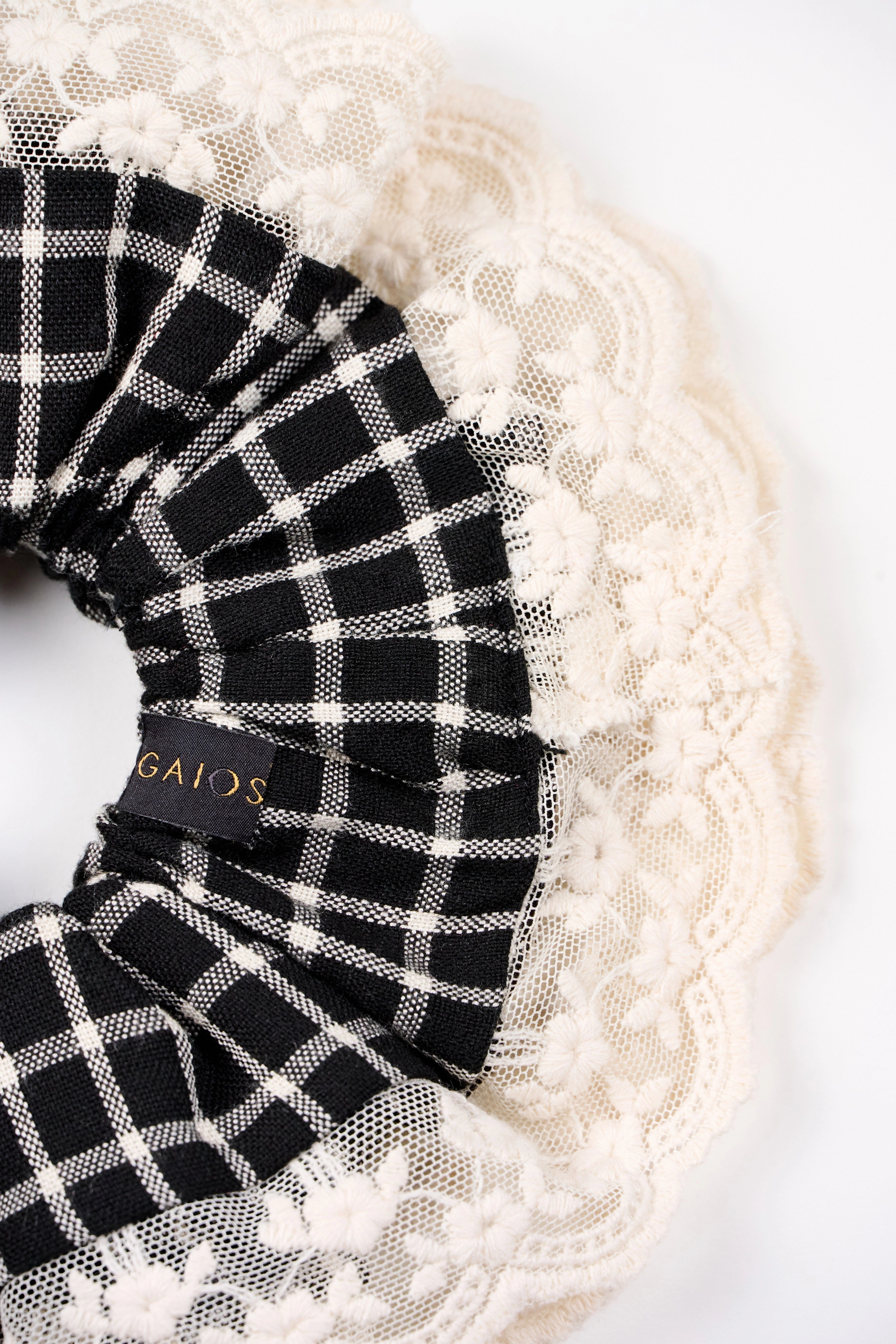 GINGHAM SCRUNCHIE