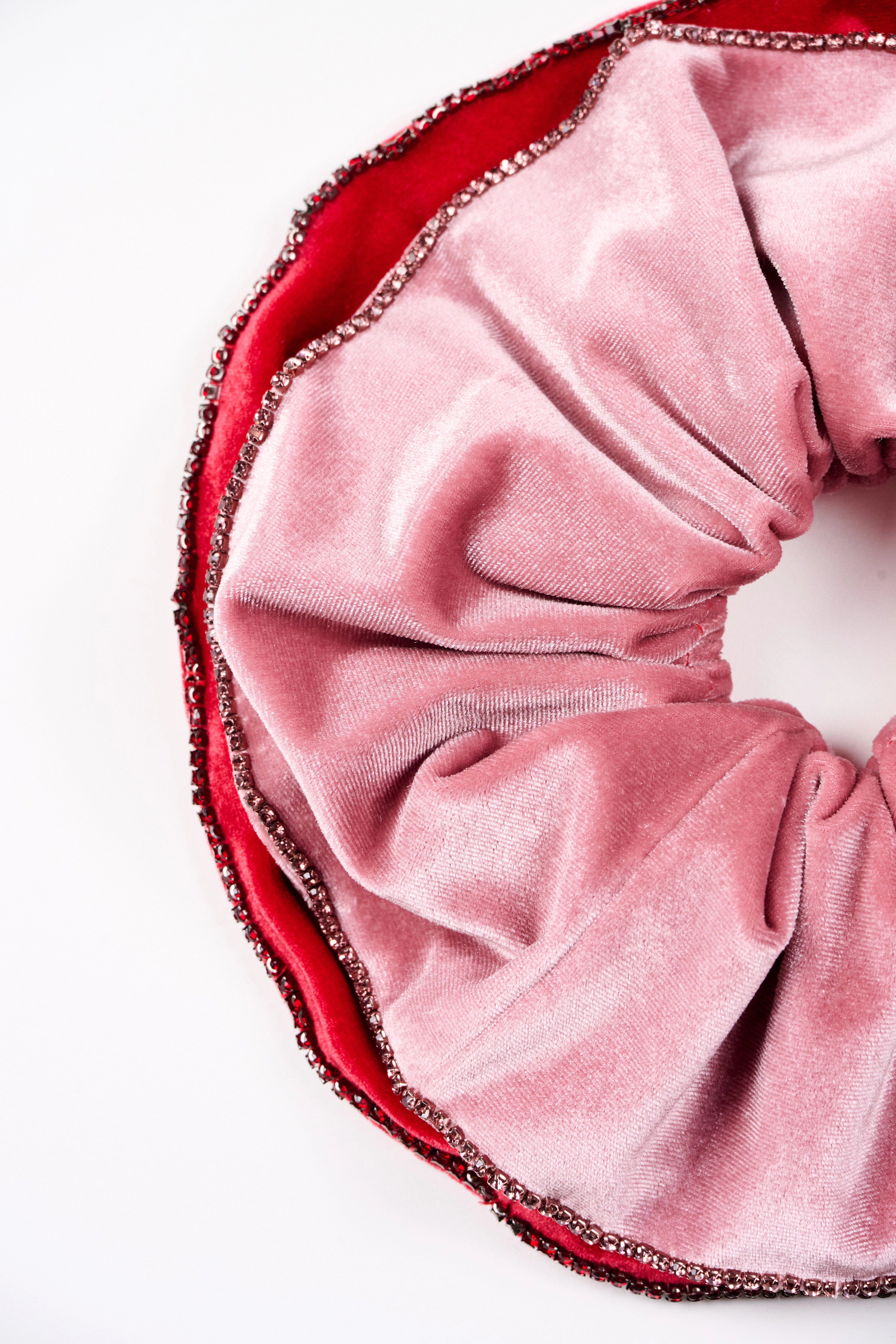 DOUBLE PEMBE SCRUNCHIE