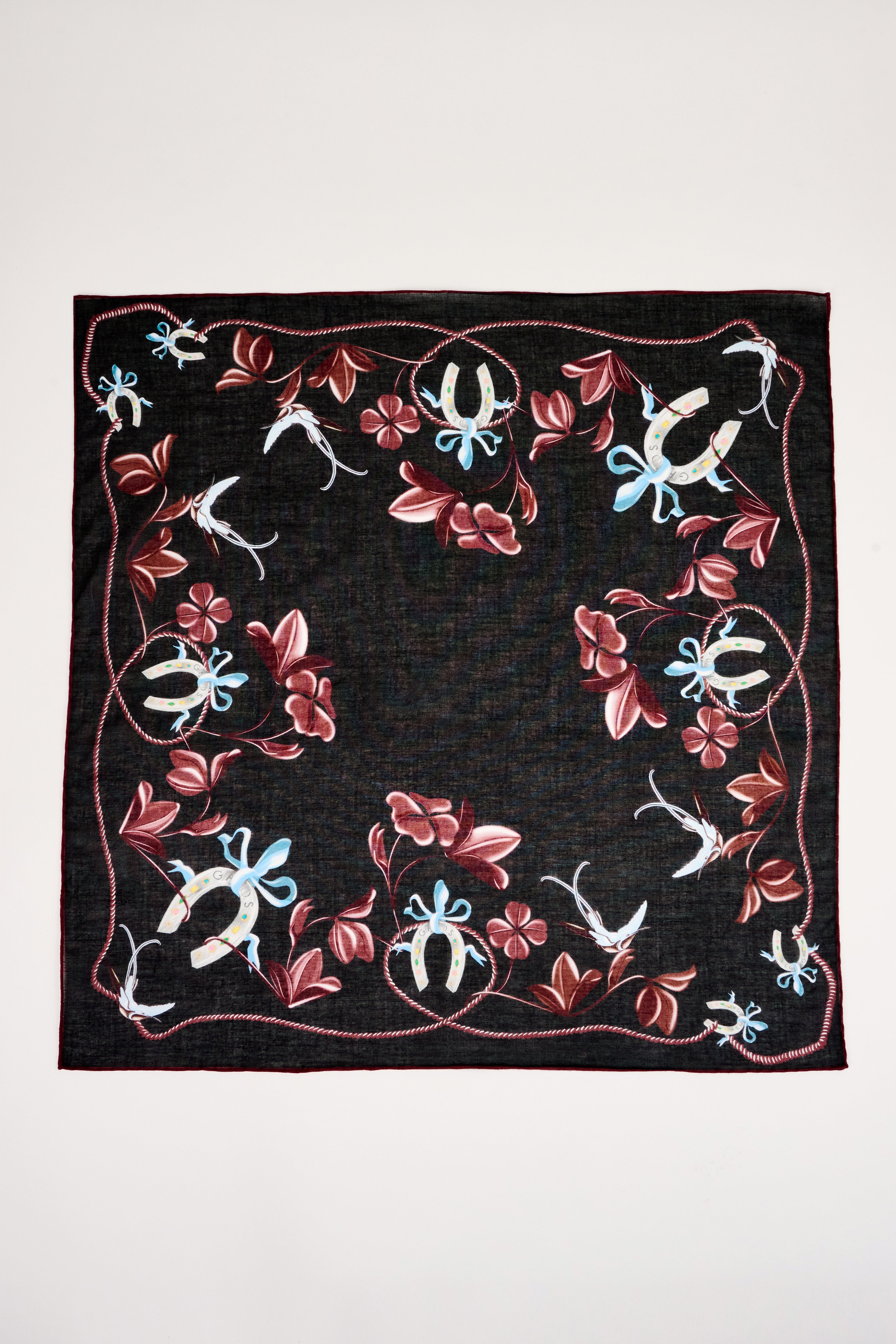 ANNIE BANDANA