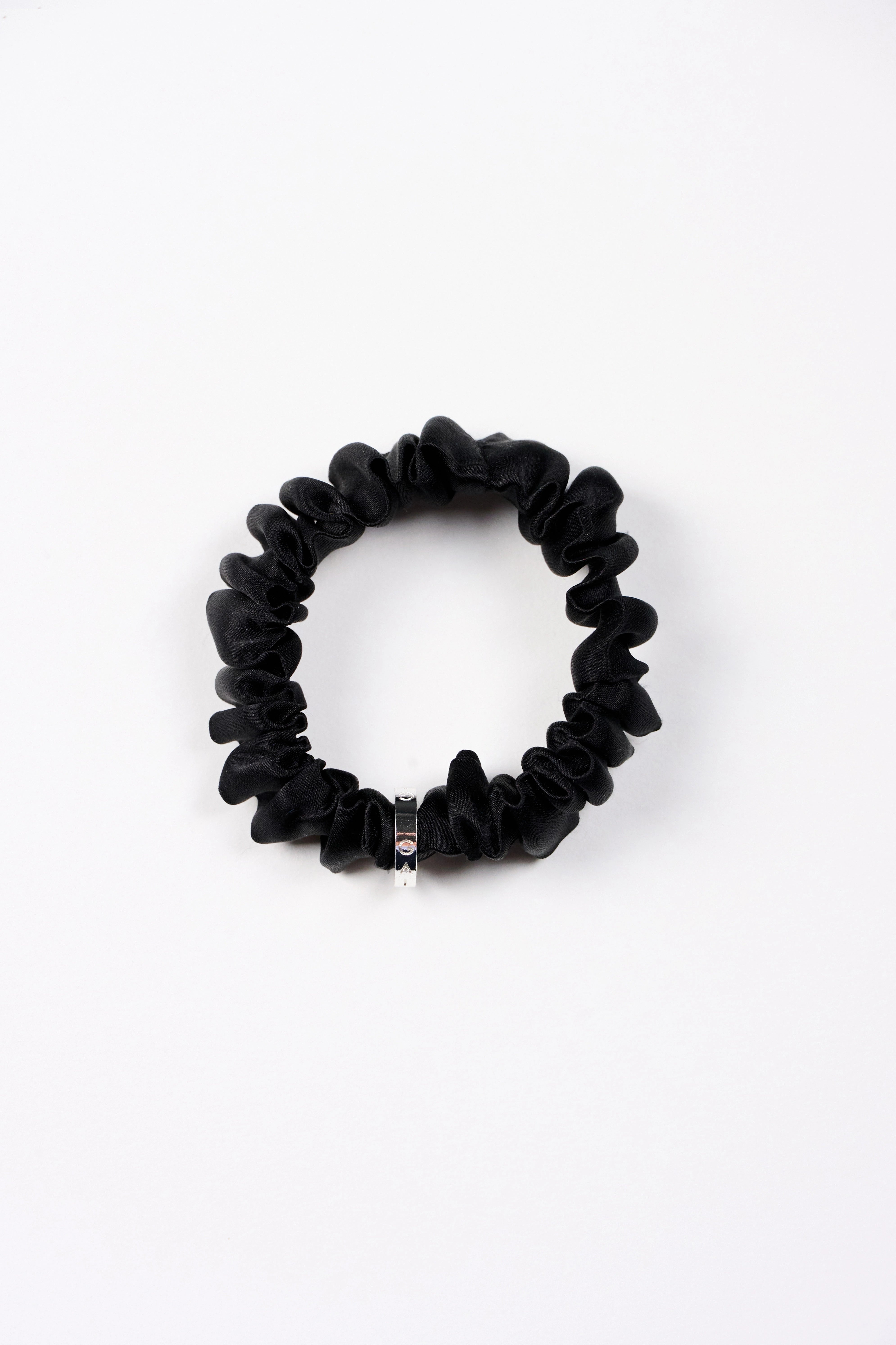 IPEK CHLOE SIYAH LASTIK TOKA