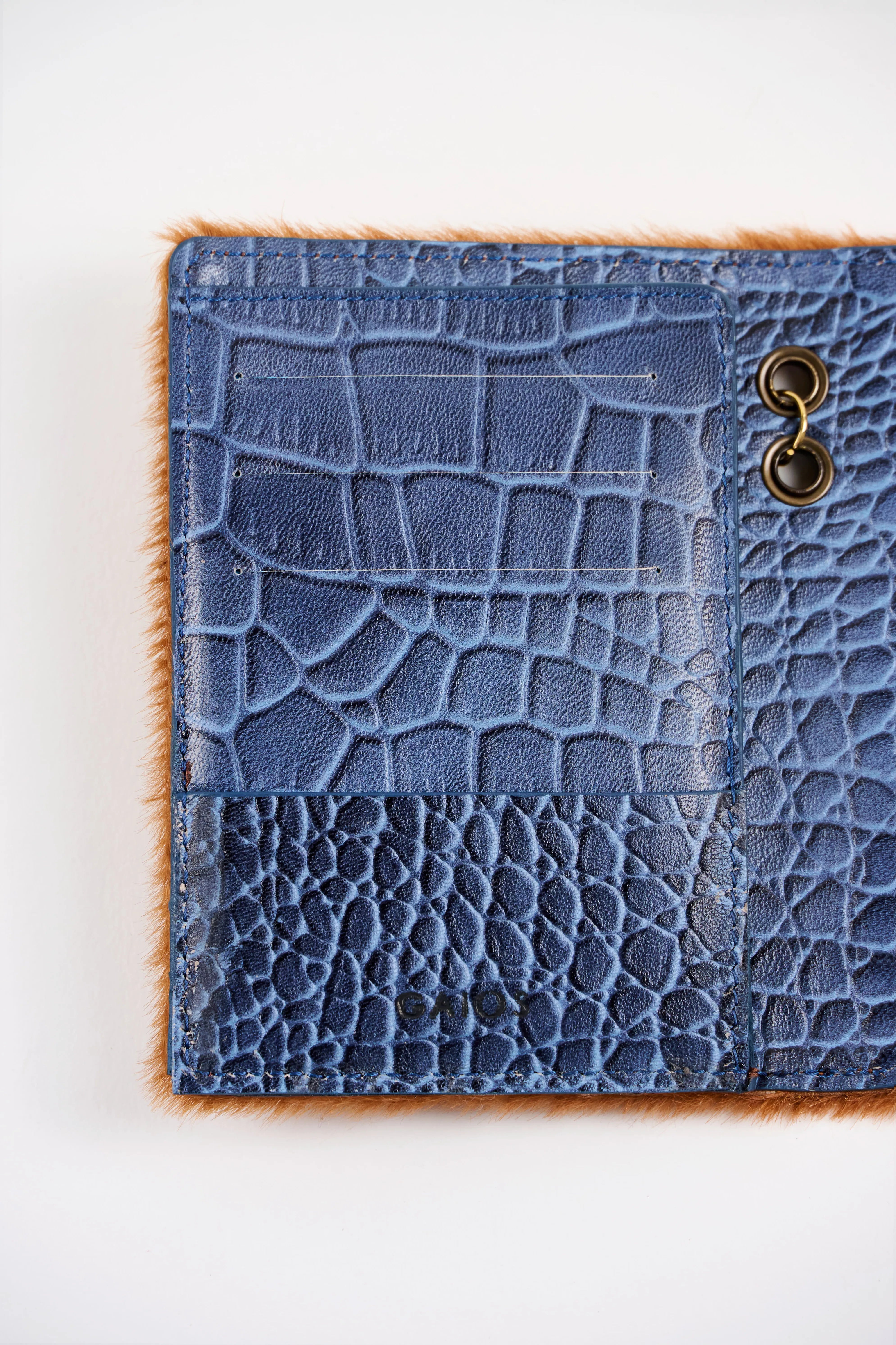 KARMEN PASAPORT KILIFI