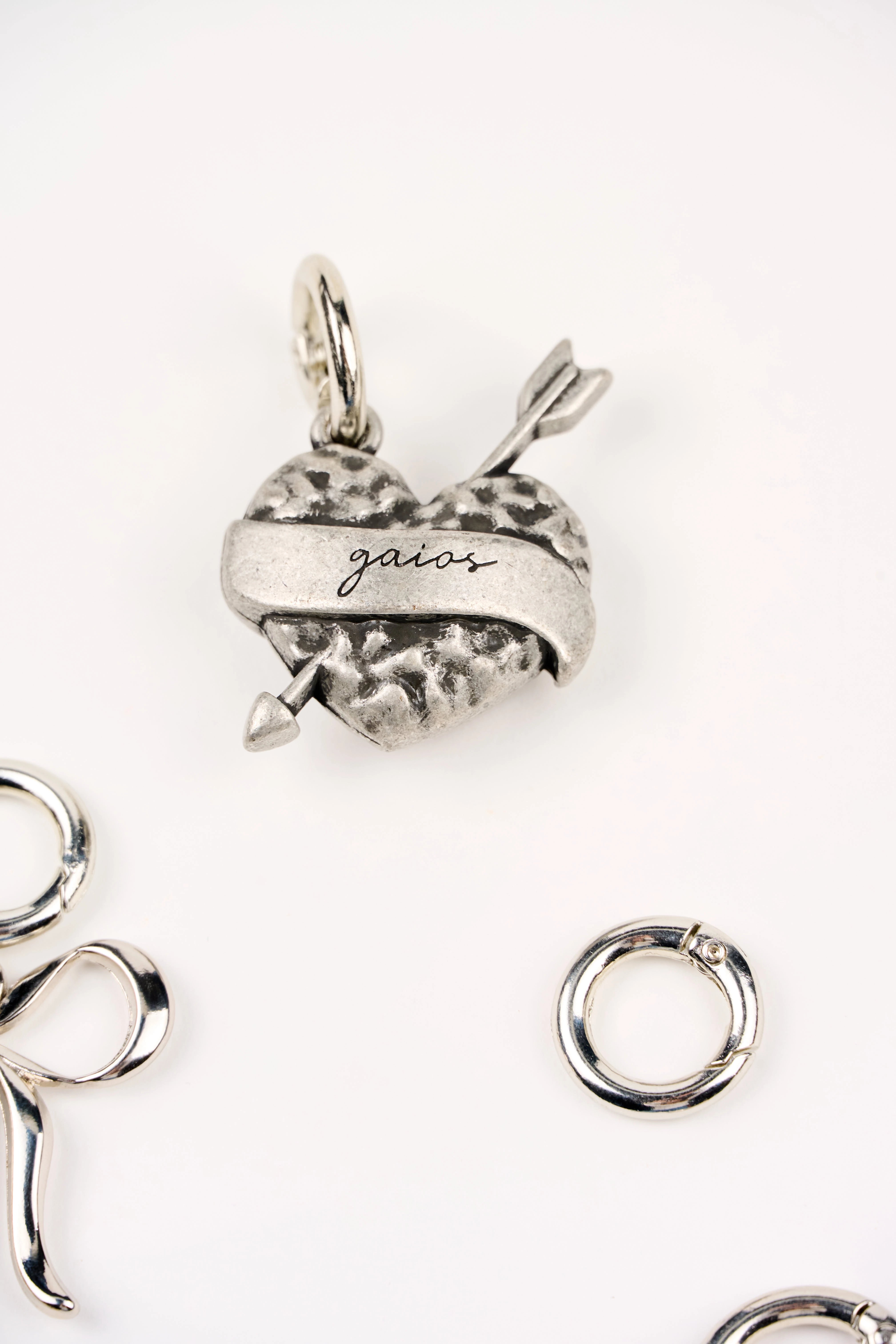 LUCKY CHARM SAC YUZUKLERI