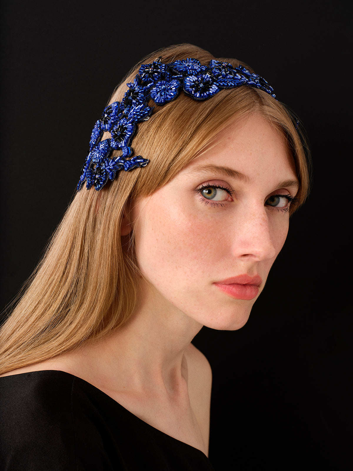 BLUES SAÇ AKSESUARI