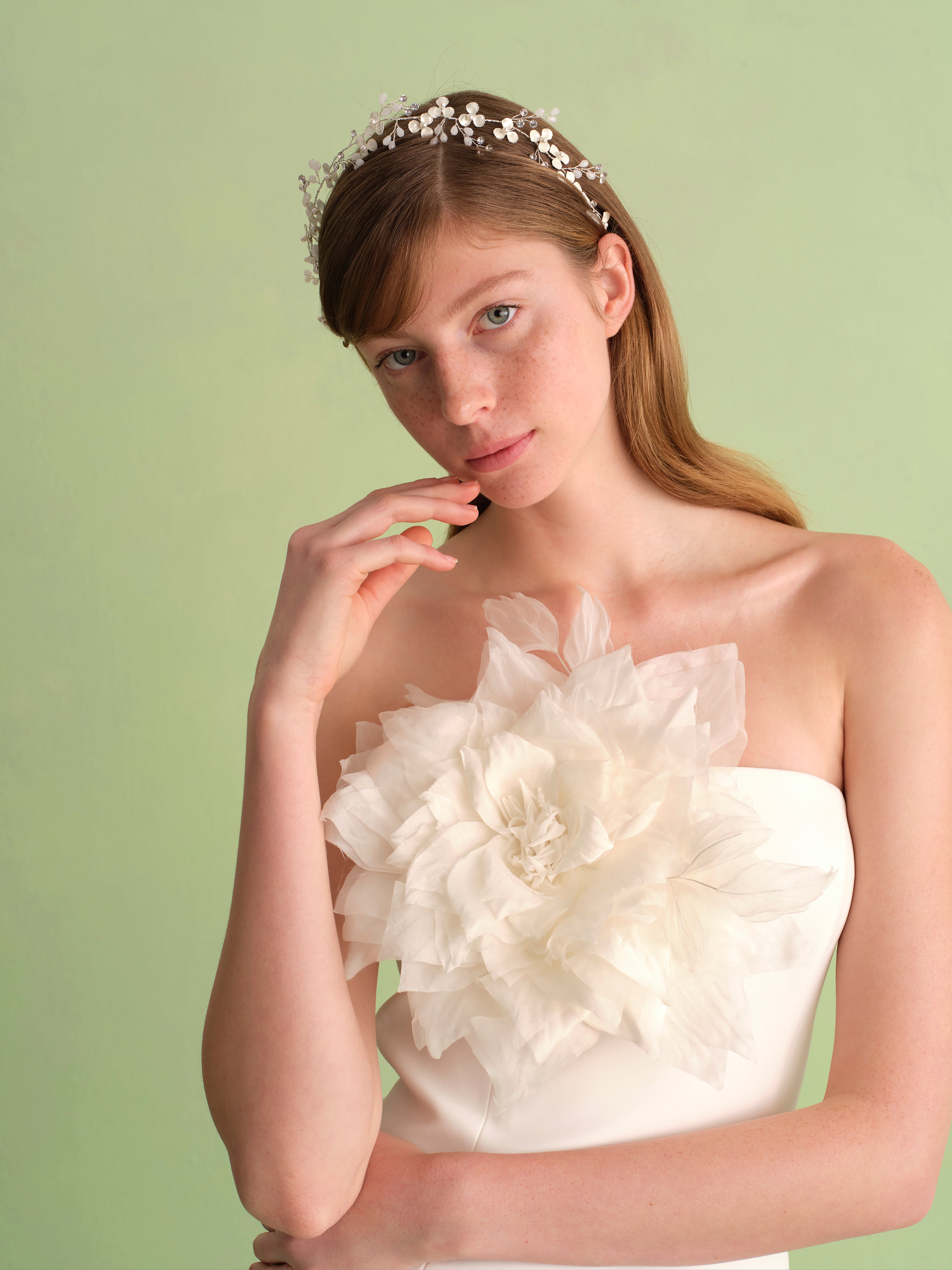 ROSIE STATEMENT DRESS PIN