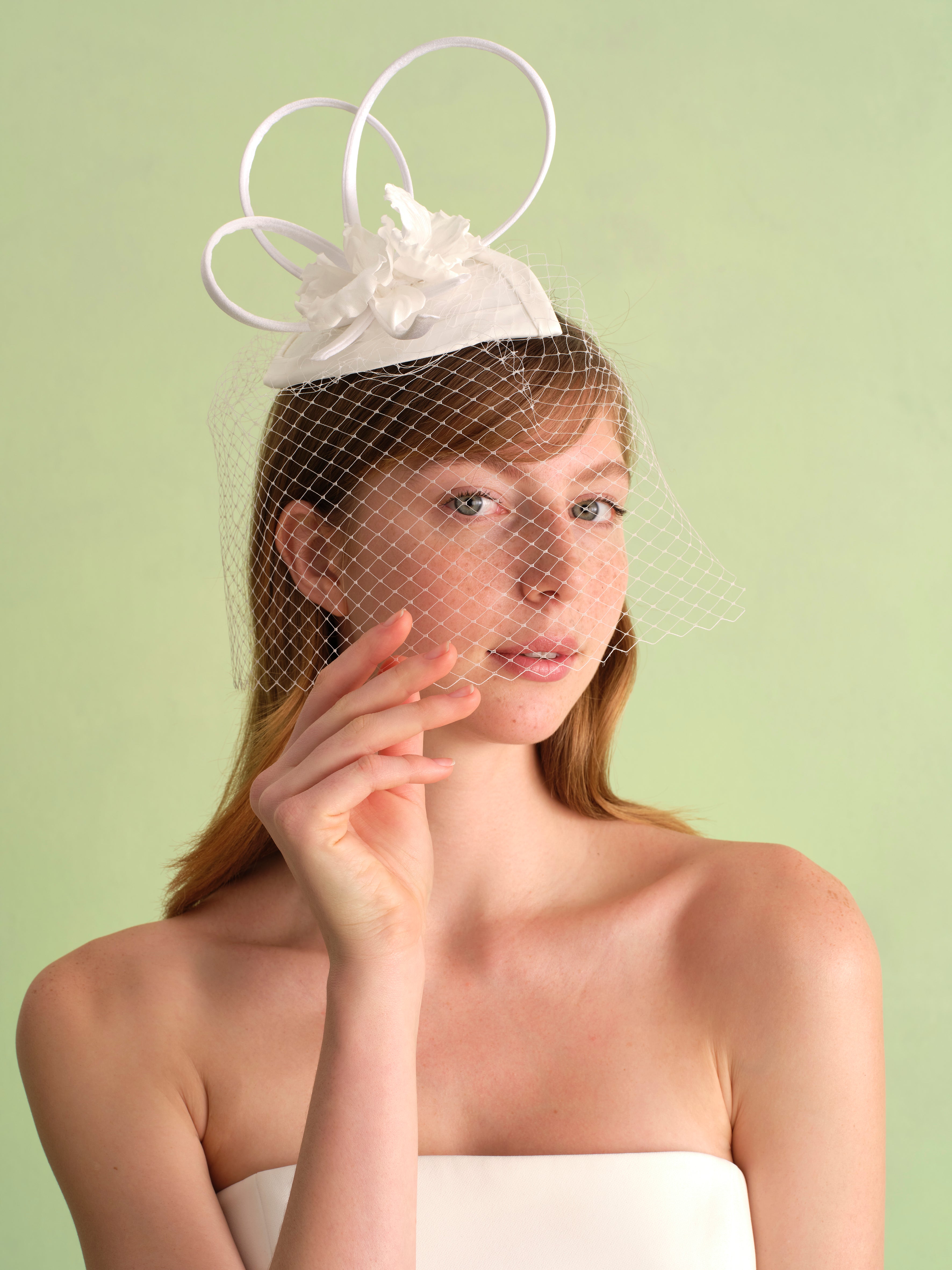 GISELE VUALET ŞAPKA