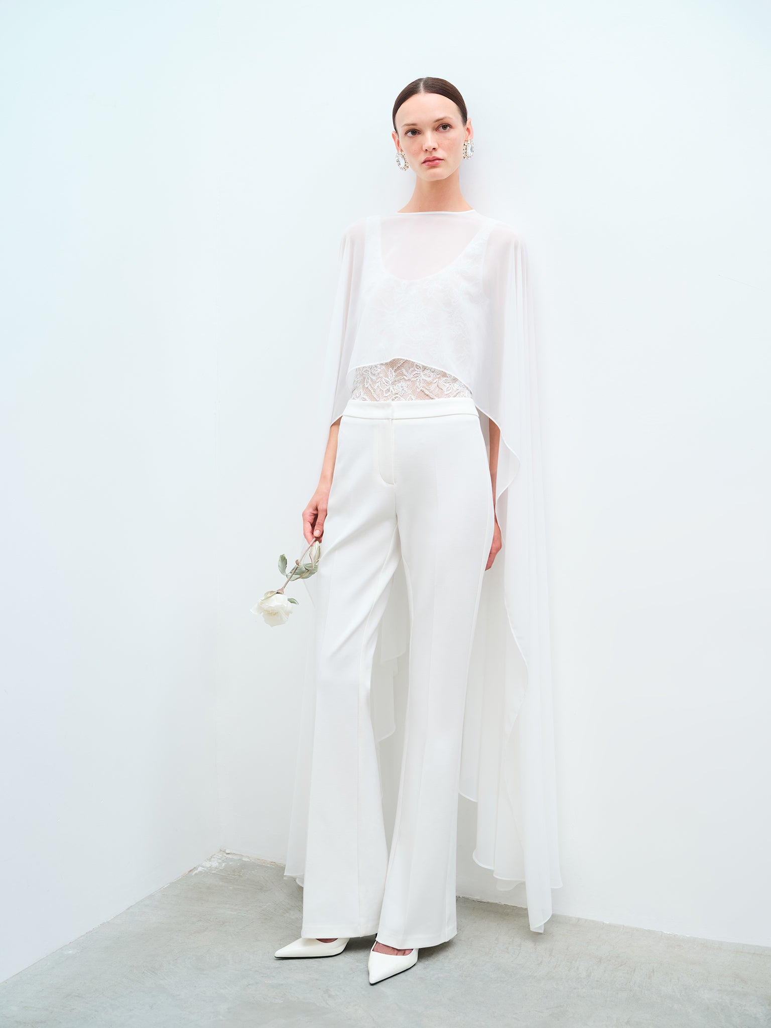 NOOR - ASIMETRIK ŞIFON PELERIN