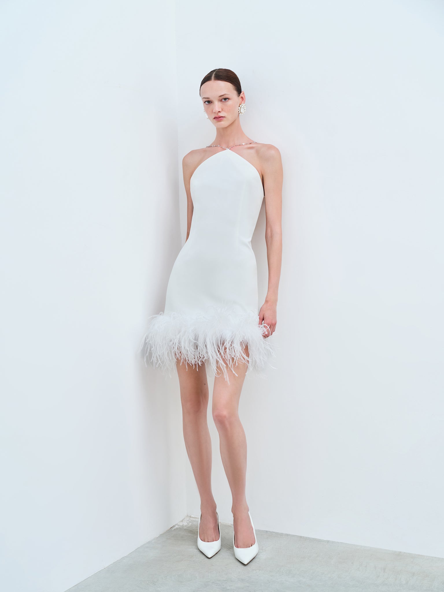 KATY - SIRT DEKOLTELI TÜYLÜ MINI ELBISE