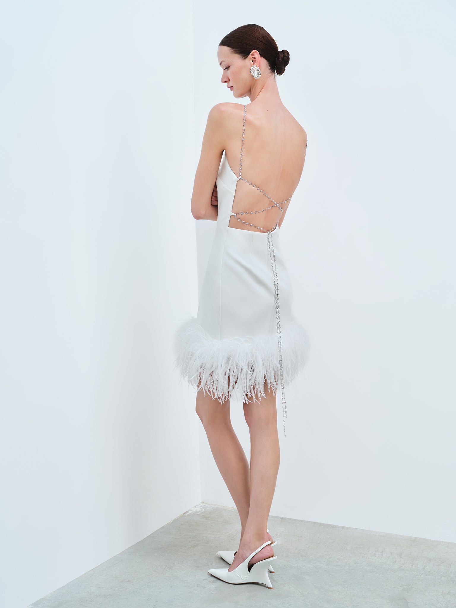 KATY - SIRT DEKOLTELI TÜYLÜ MINI ELBISE