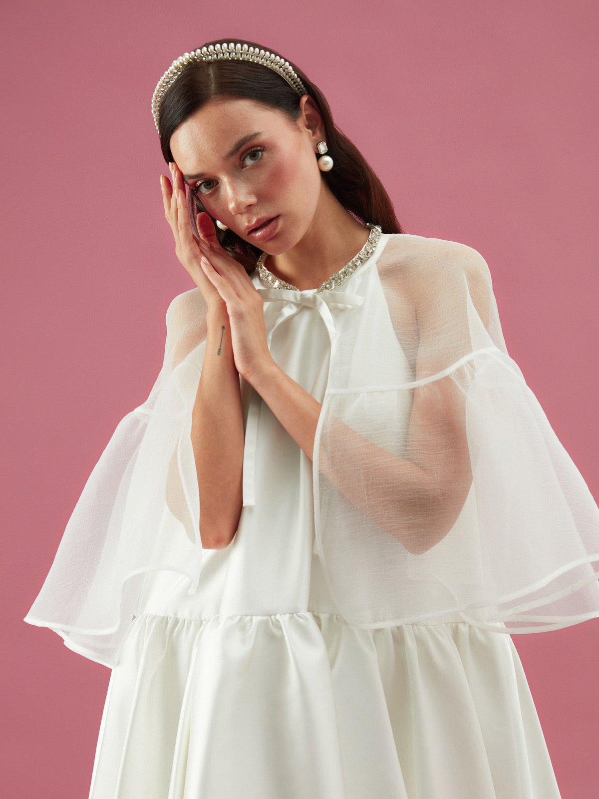 AURA NORA SAÇ AKSESUARI