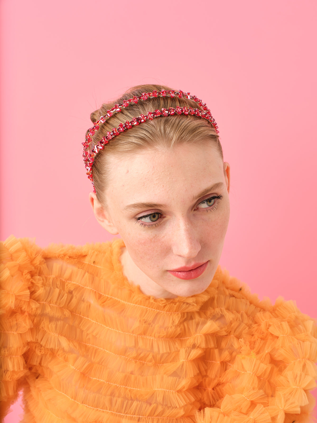 TUCANA DOUBLE LAYERED TAÇ