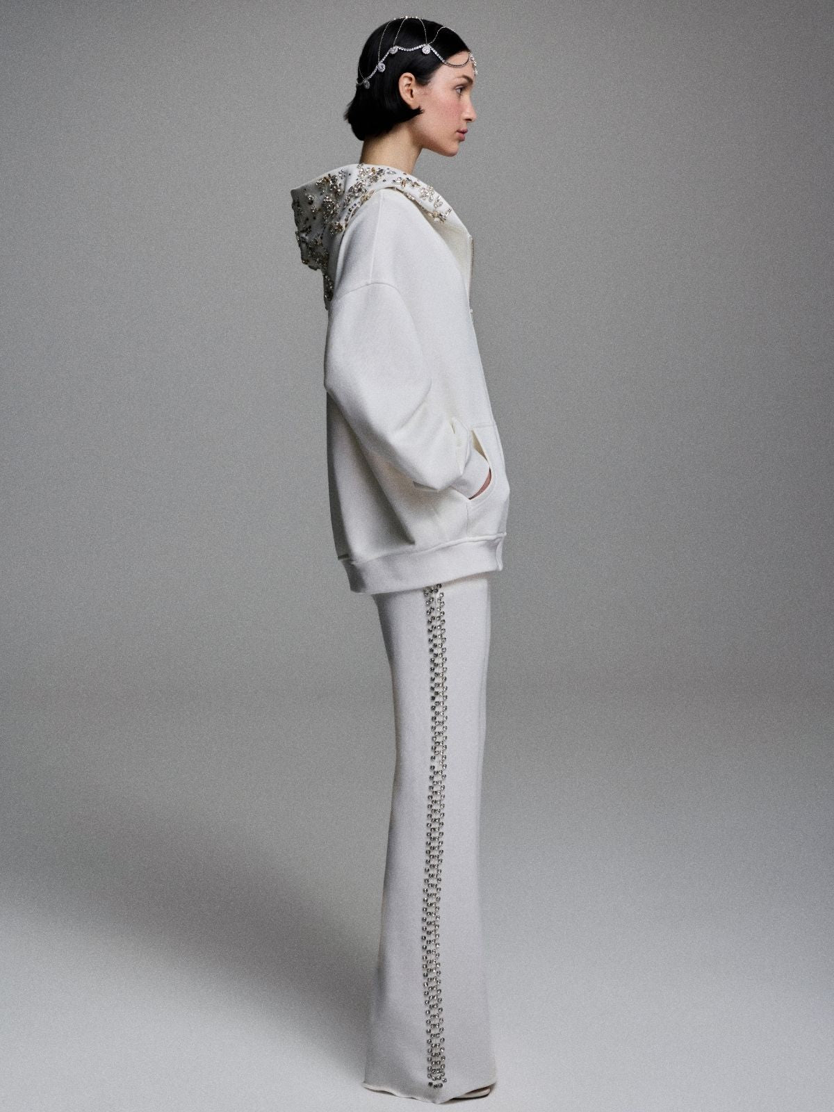 SORA KAPÜŞONLU HIRKA