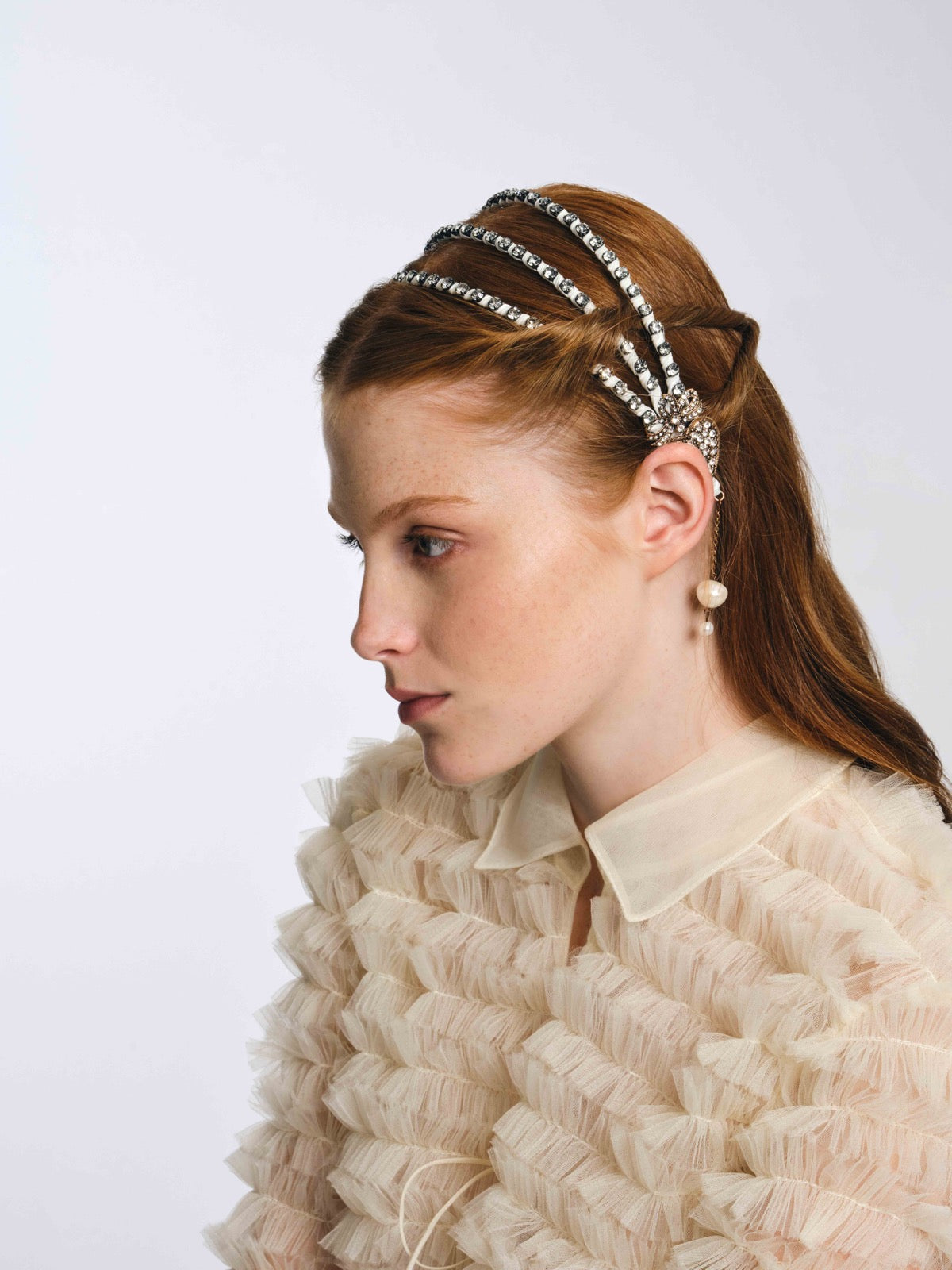 REMINISCENT HAIR ACCESSORY